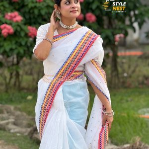 সাদা শাড়ি